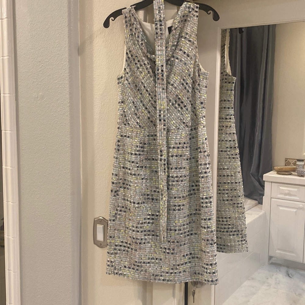 Beautiful sheath dress with gorgeous material. Figure flattering with cowl neck.